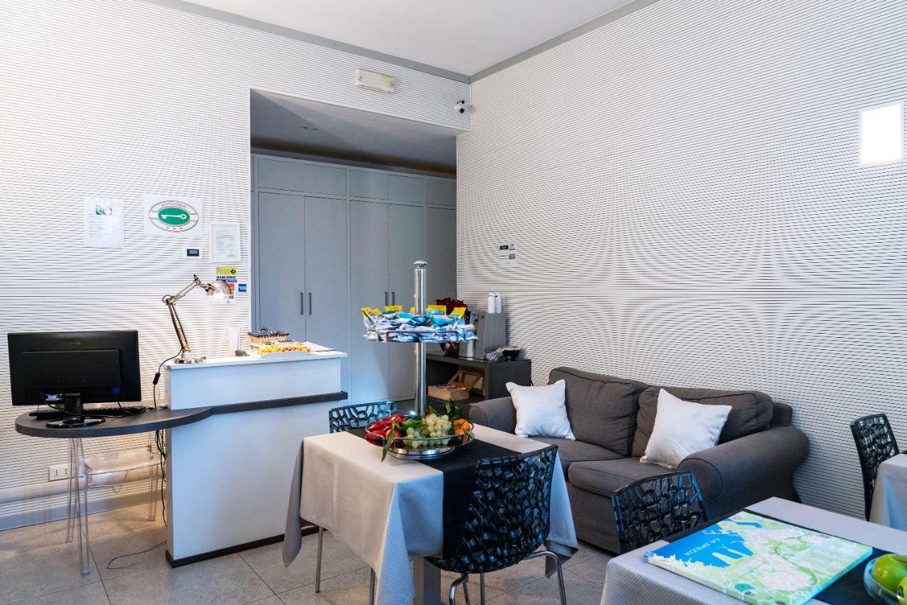Hotel Urban Chic House 2.0 La Spezia Exterior foto